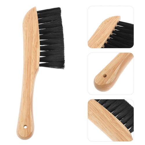 Billiard table cleaning - table, brush