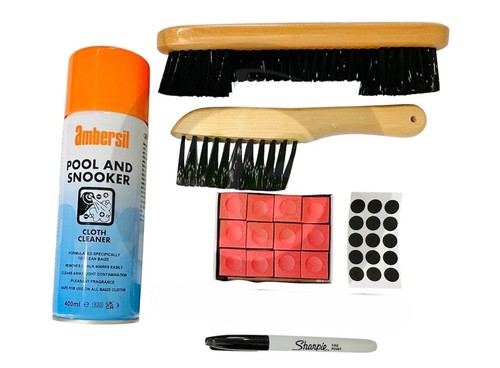 Pool snooker table cleaning - table,