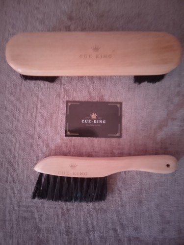 Cue king piece table - 2,